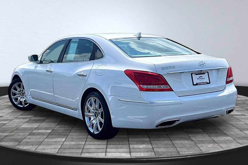 Used 2011 Hyundai Equus Ultimate RWD image 12