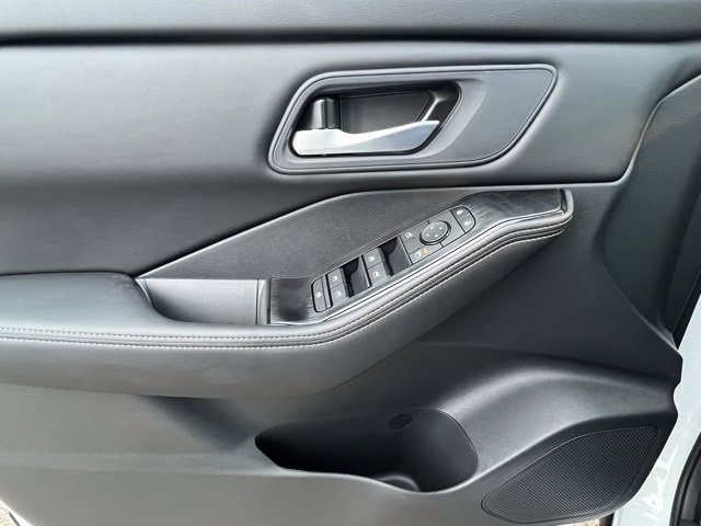 New 2026 Nissan Rogue SV w/ Cold Weather Package image 18