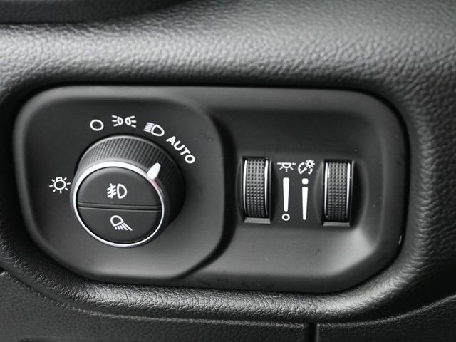 New 2026 RAM 1500 4x4 Crew Cab image 20