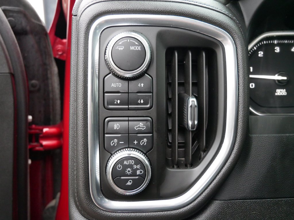 Used 2022 GMC Sierra 1500 Denali w/ Denali Premium Package AWD/4WD image 16