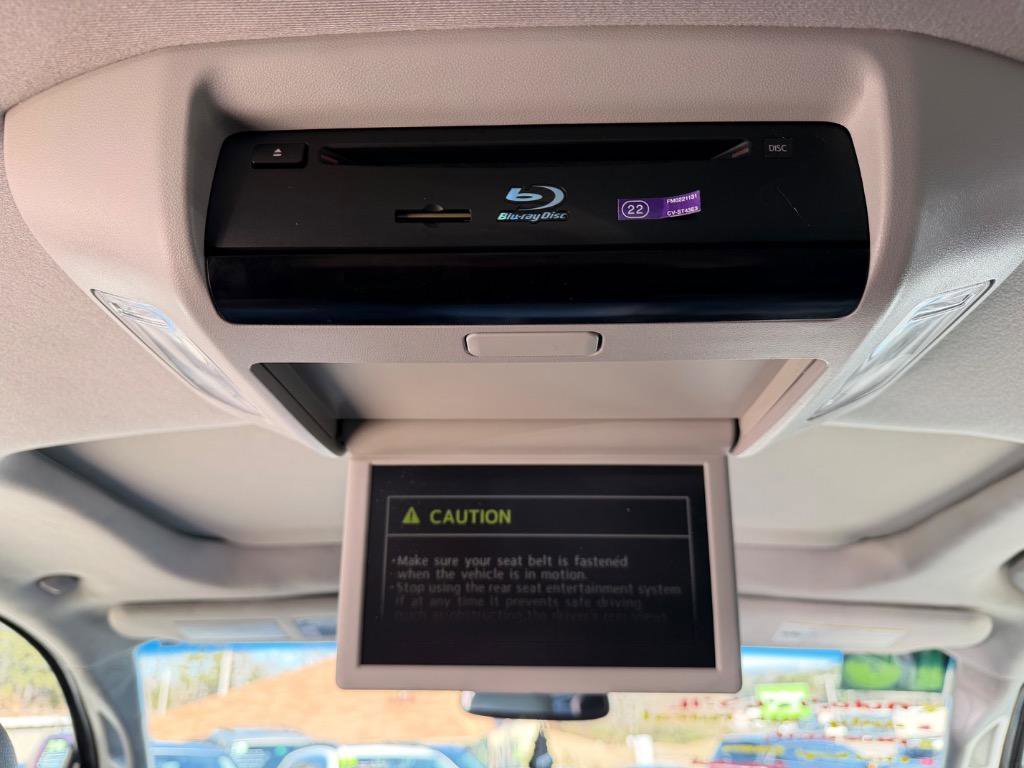 Used 2016 Toyota Sequoia Limited AWD/4WD image 16