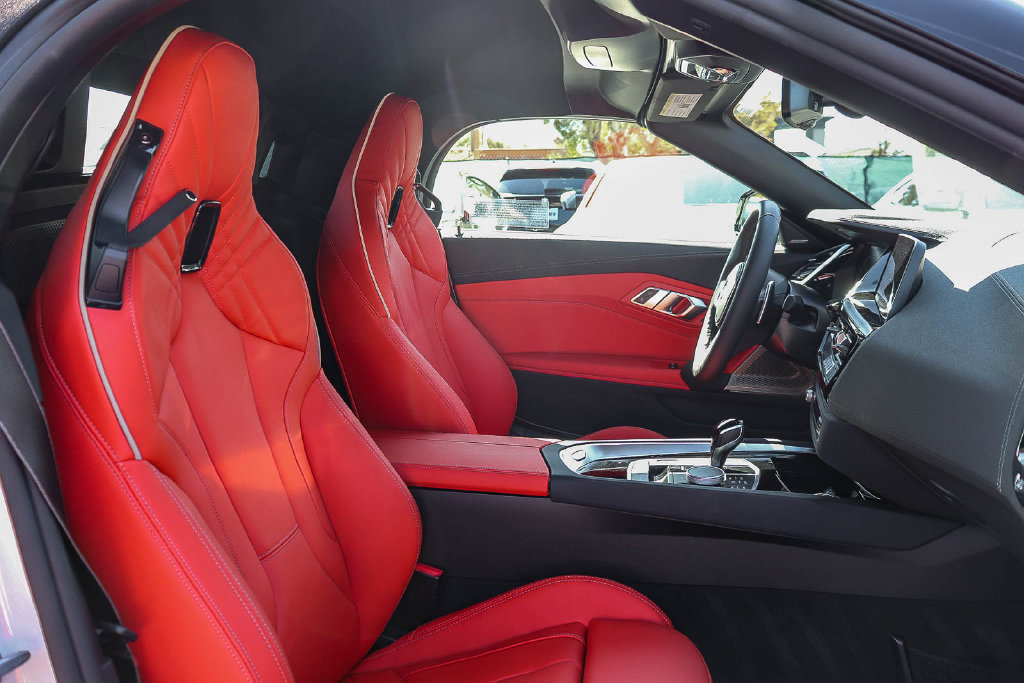 Used 2026 BMW Z4 sDrive30i w/ Dynamic Handling Package RWD image 20