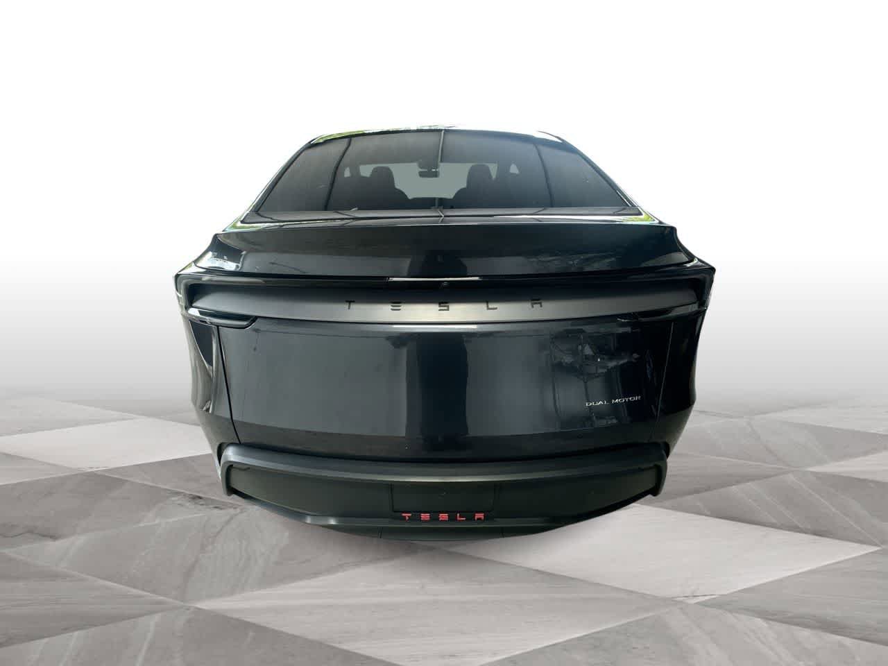 Used 2026 Tesla Model Y AWD image 7