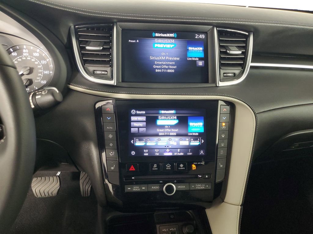 Used 2025 INFINITI QX55 Luxe w/ Accent Package image 19