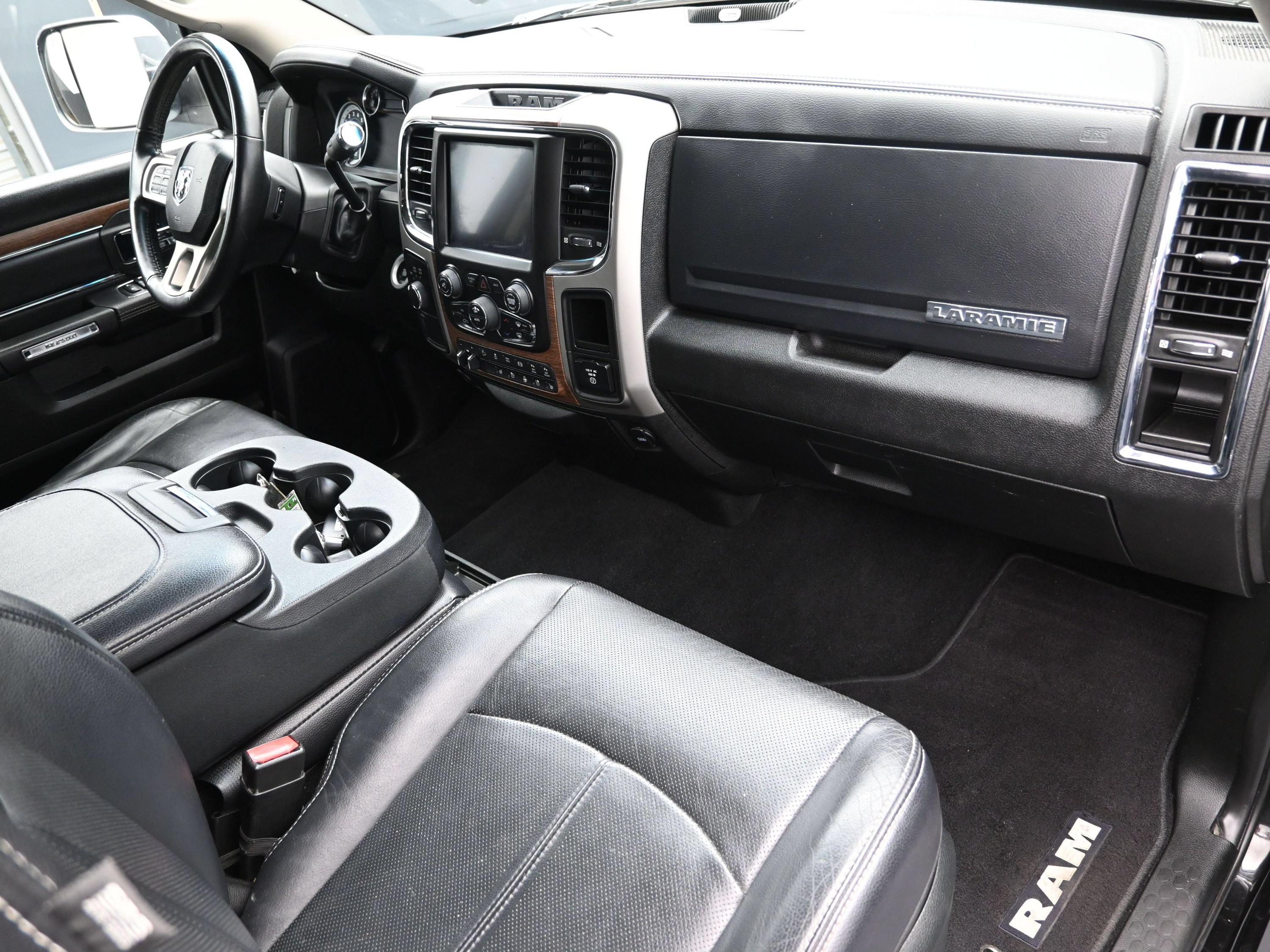 Used 2018 RAM 2500 Laramie w/ Off Road Package AWD/4WD image 40