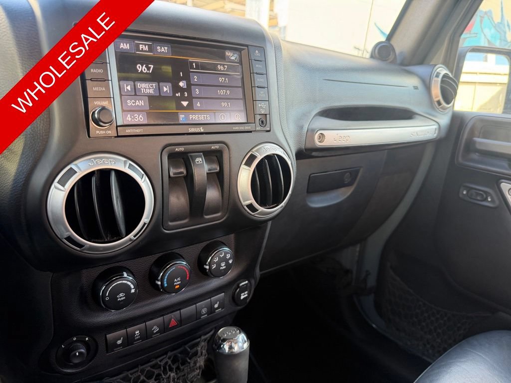 Used 2014 Jeep Wrangler Rubicon w/ Power Convenience Group AWD/4WD image 20