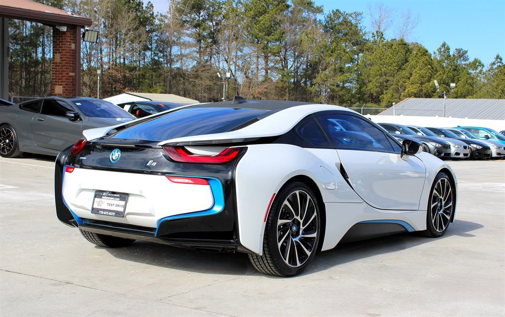 Used 2015 BMW i8 image 8