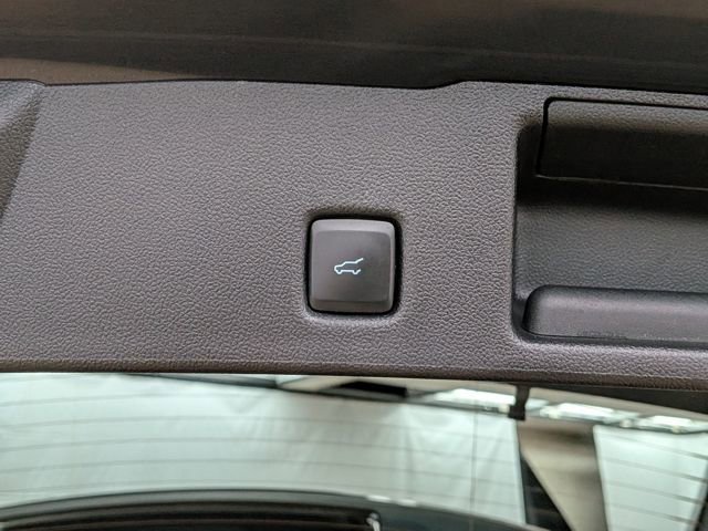 Certified 2022 Ford Escape SE w/ SE Sport Appearance Package image 20