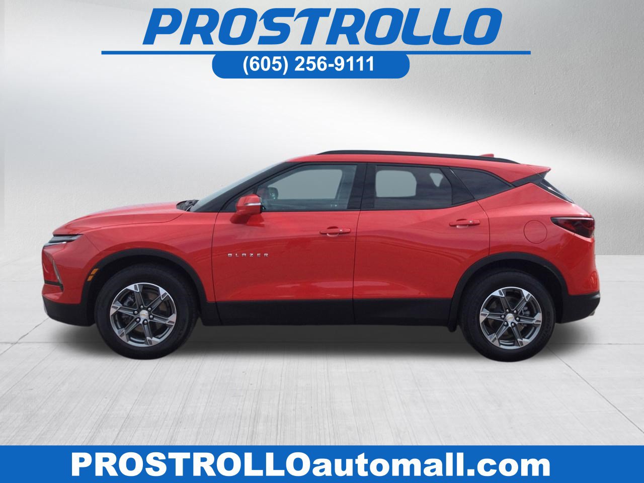 Used 2024 Chevrolet Blazer LT w/ Sound & Technology Package AWD/4WD image 1