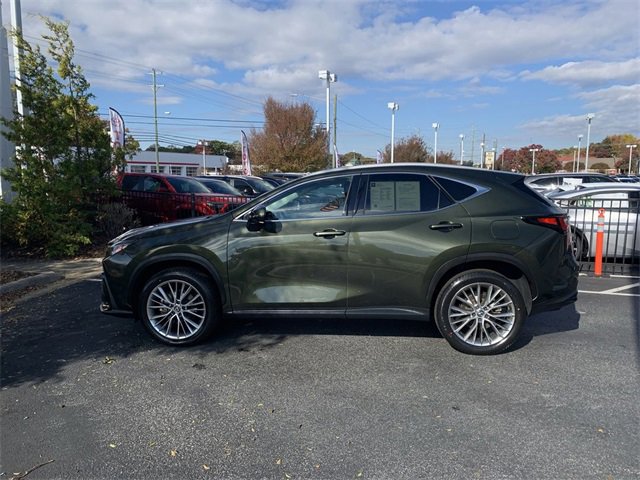 Used 2024 Lexus NX 300h AWD w/ Luxury Package image 5