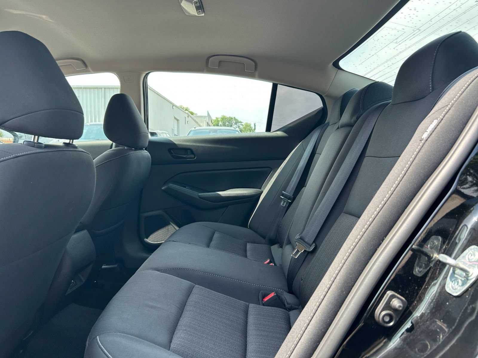 Used 2025 Nissan Altima 2.5 SV FWD image 17