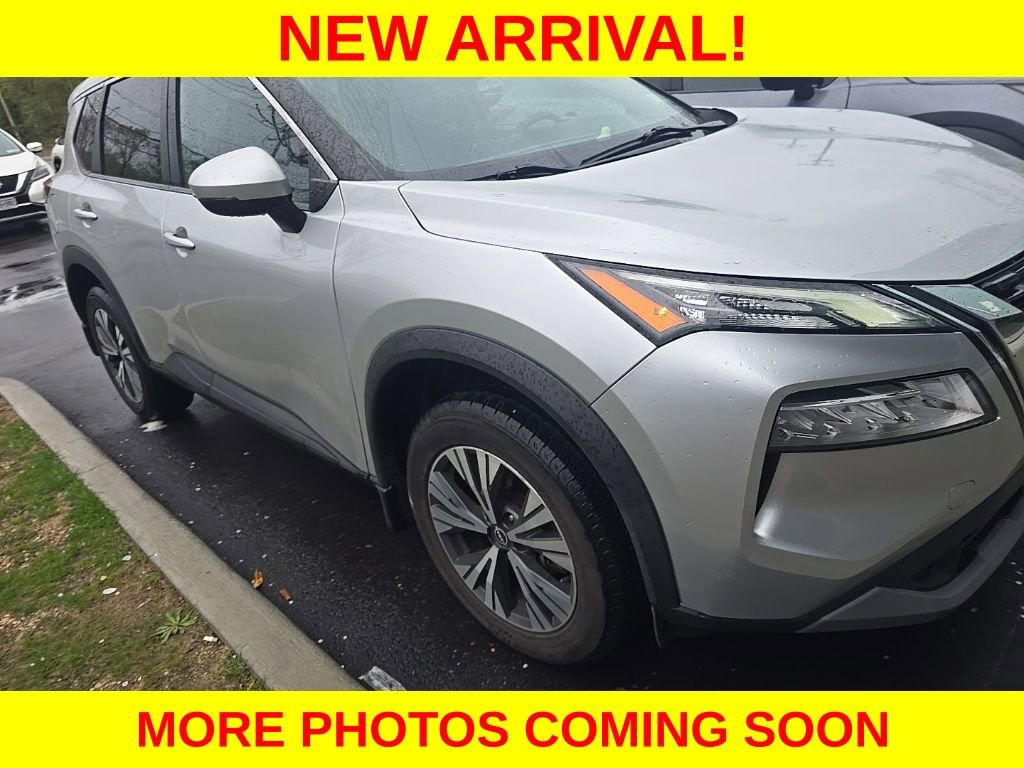 Used 2022 Nissan Rogue SV AWD/4WD image 2