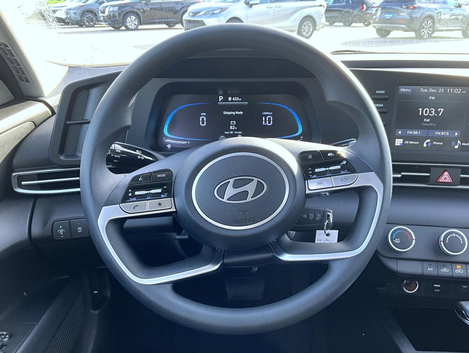 New 2026 Hyundai Elantra SE image 12