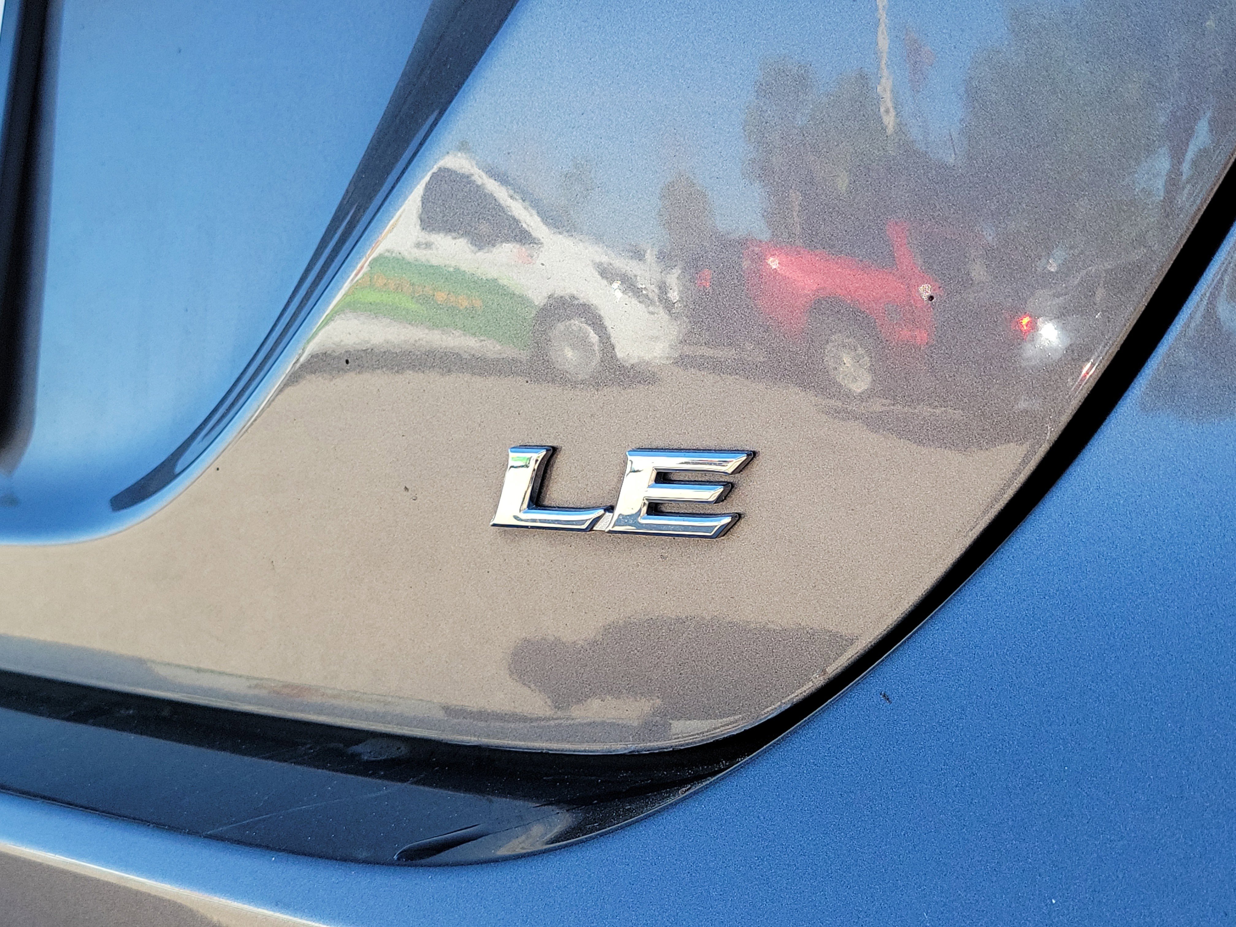 Used 2024 Toyota Camry LE image 10