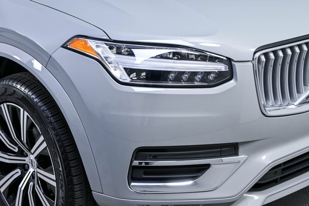 Certified 2025 Volvo XC90 B5 Core AWD/4WD image 38