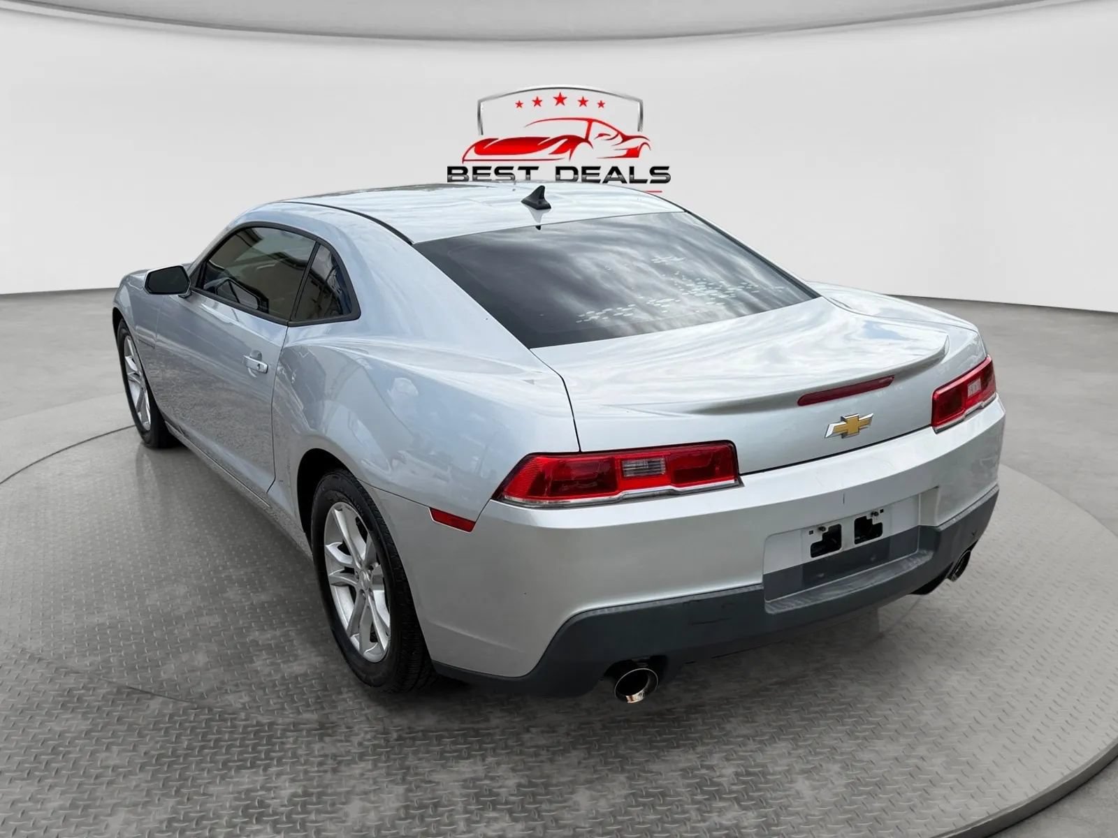 Used 2014 Chevrolet Camaro LS RWD image 3