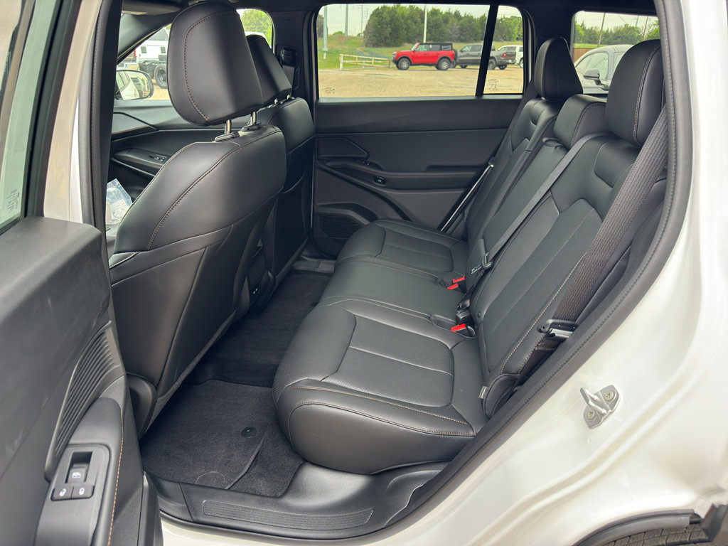 New 2026 Jeep Cherokee Limited image 9