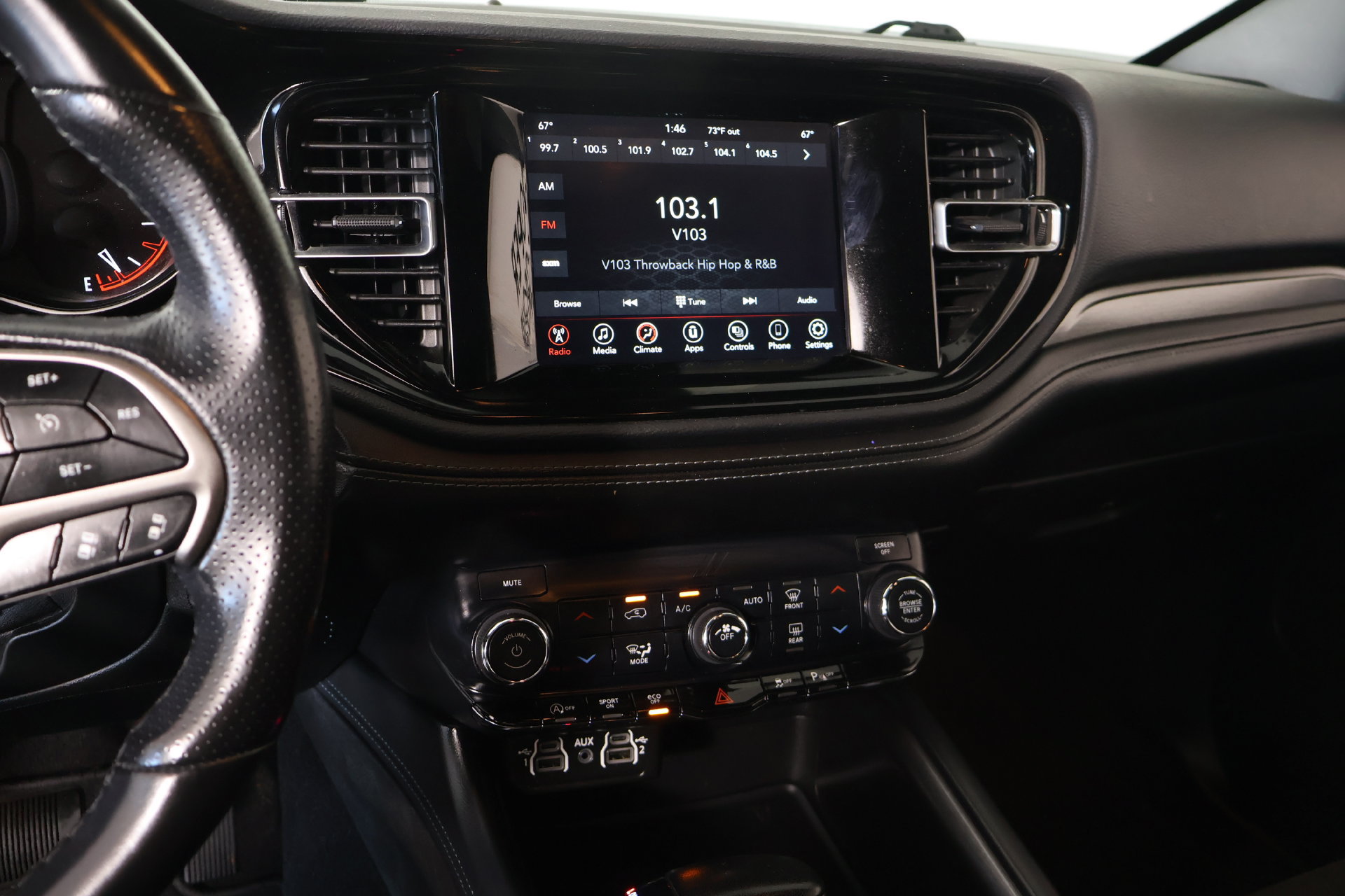 Used 2023 Dodge Durango SXT Launch Edition w/ SXT Blacktop Group AWD/4WD image 5