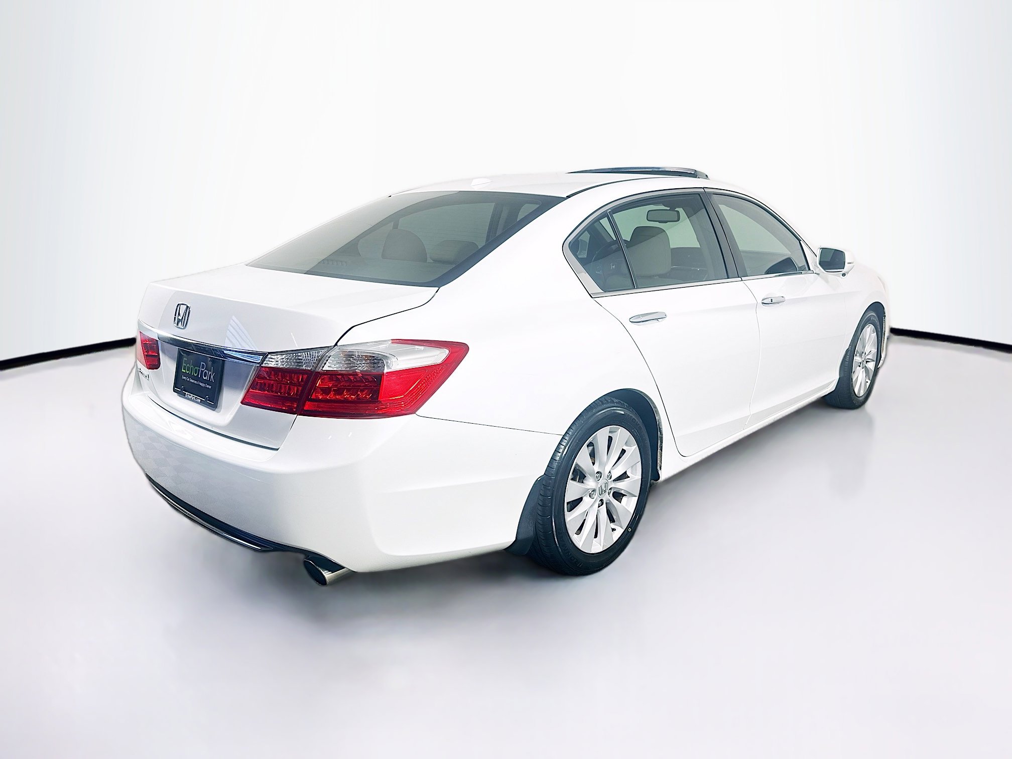 Used 2015 Honda Accord EX-L image 9