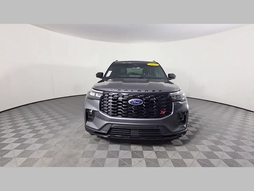 Used 2025 Ford Explorer ST w/ Sun And Sound Package AWD/4WD image 50