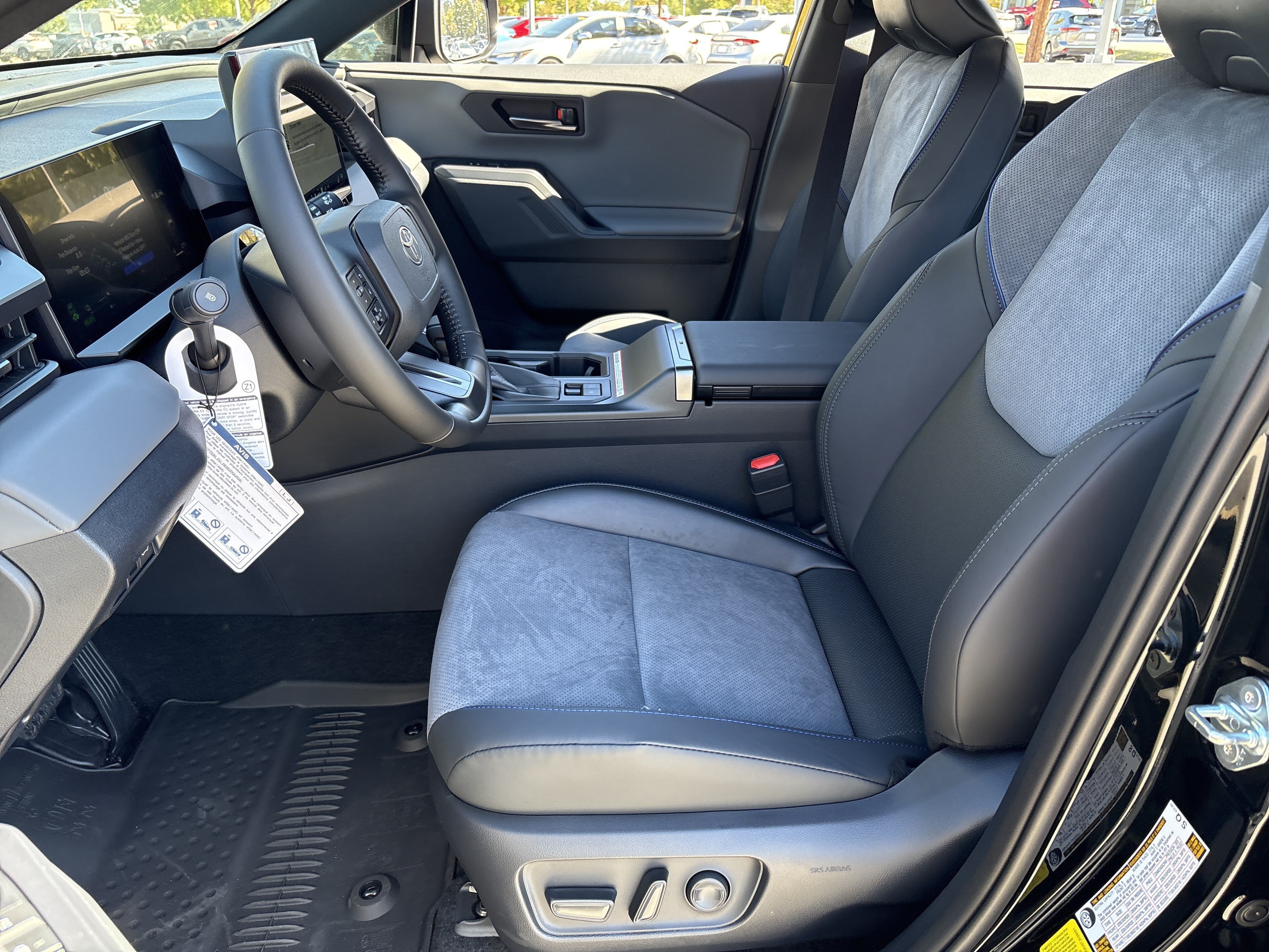 New 2026 Toyota RAV4 XSE w/ Weather Package AWD/4WD image 17