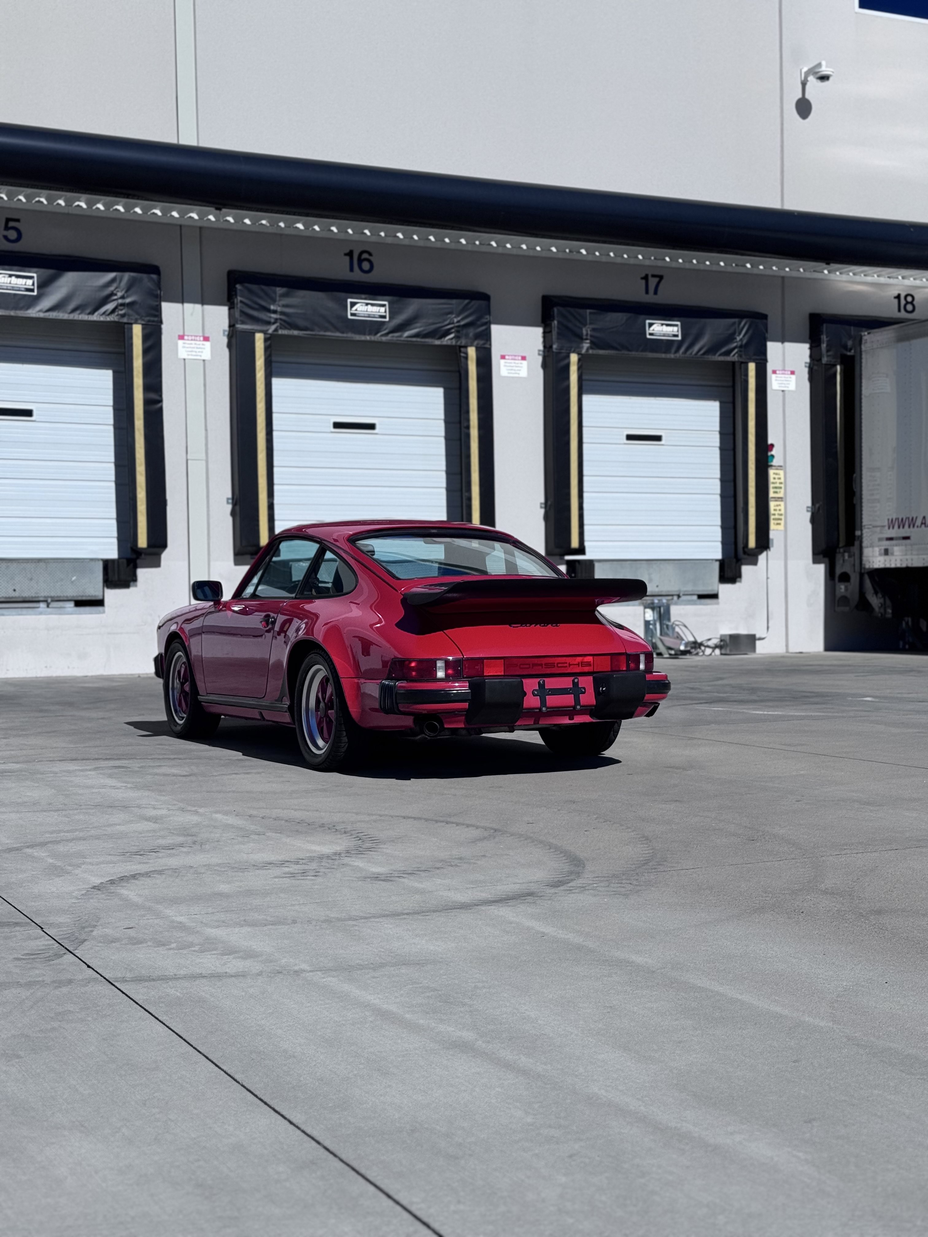 Used 1988 Porsche 911 Carrera RWD image 52