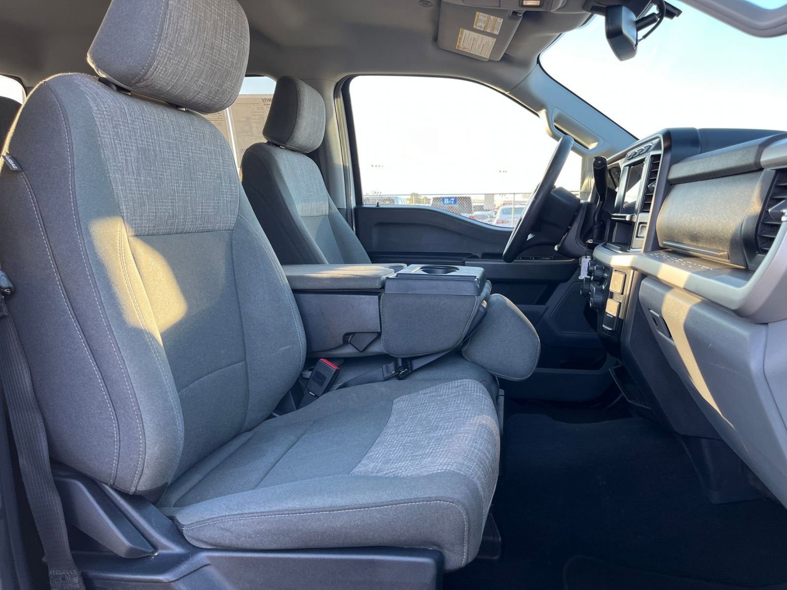 Used 2023 Ford F250 XLT image 35