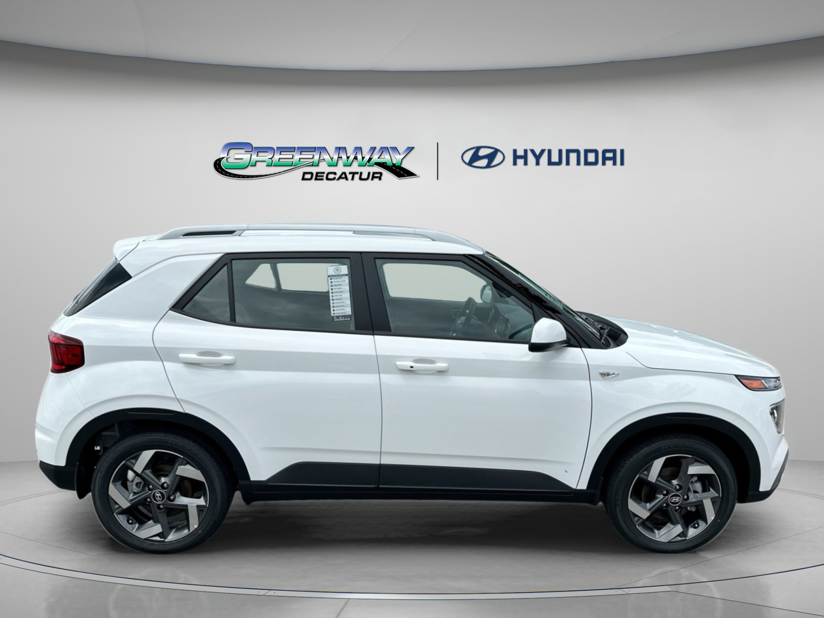 New 2026 Hyundai Venue SEL FWD image 9