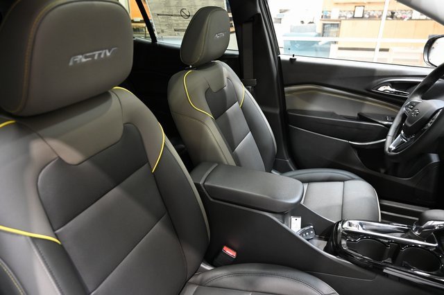 New 2026 Chevrolet Trax ACTIV w/ Sunroof Package image 8