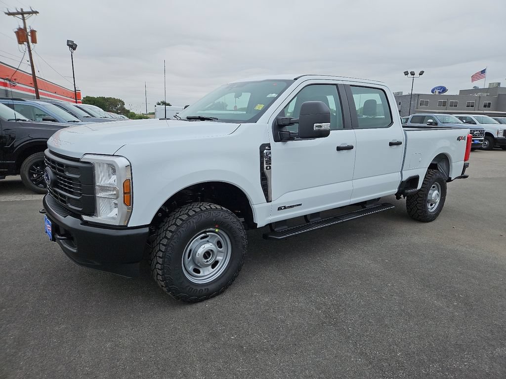 New 2026 Ford F350 XL w/ XL Off-Road Package AWD/4WD image 5