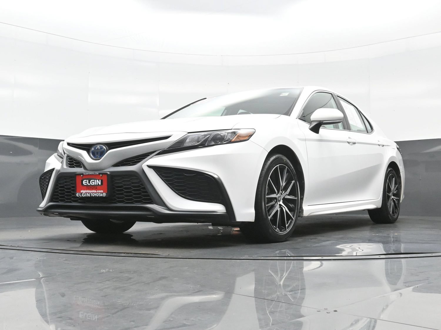 Used 2022 Toyota Camry SE FWD image 28