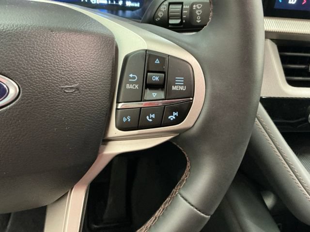 Used 2026 Ford Explorer Active AWD/4WD image 28