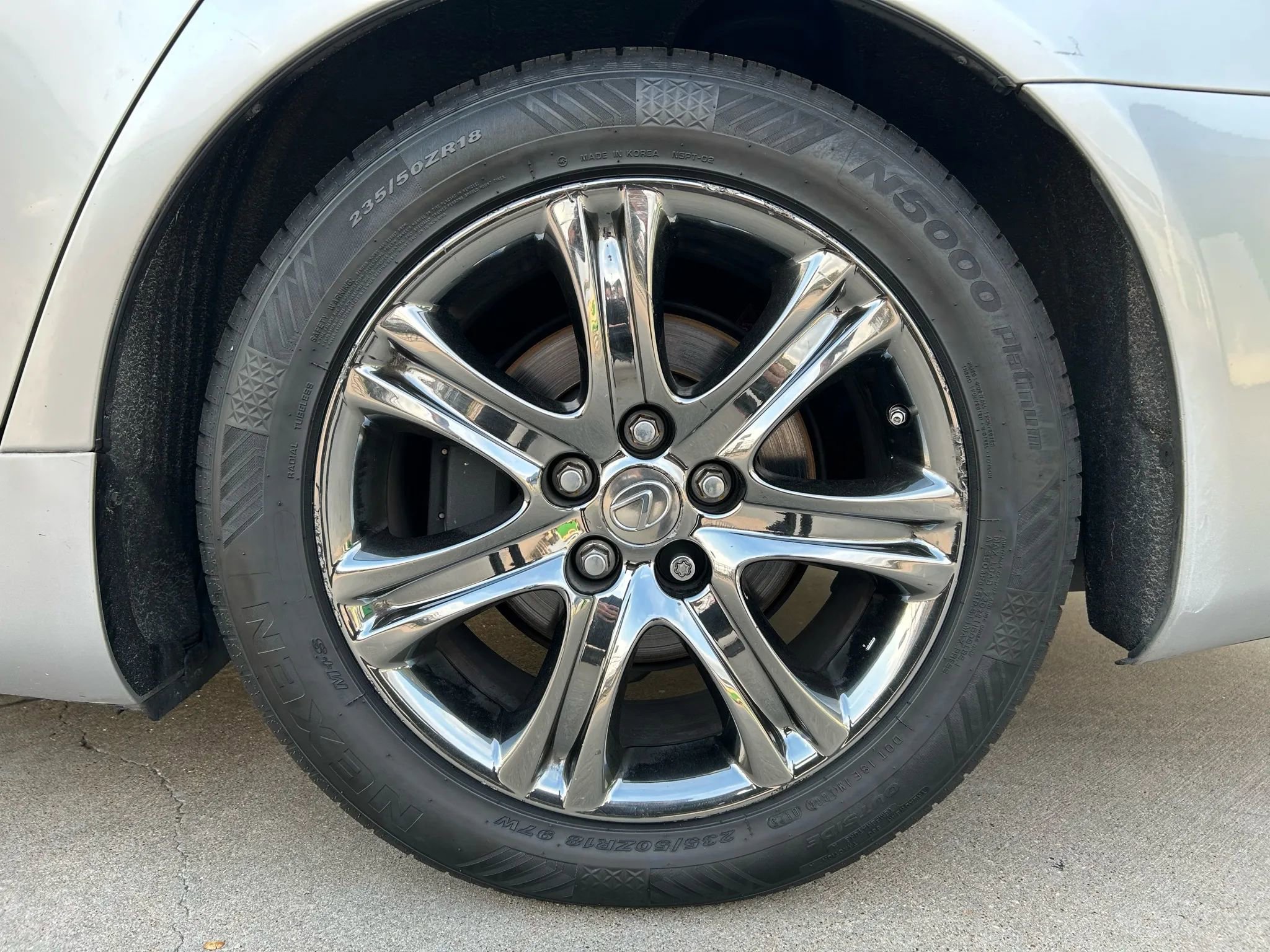 Used 2012 Lexus LS 460 w/ Luxury Value Edition image 26