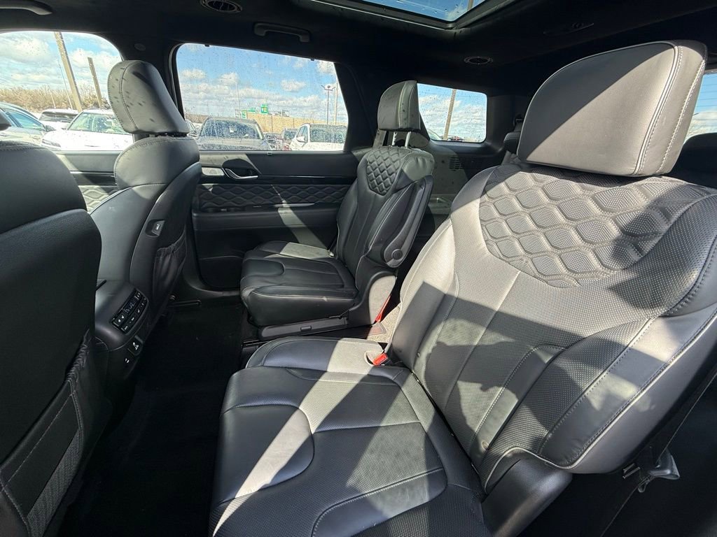 Used 2021 Hyundai Palisade Calligraphy w/ Winter Package image 6