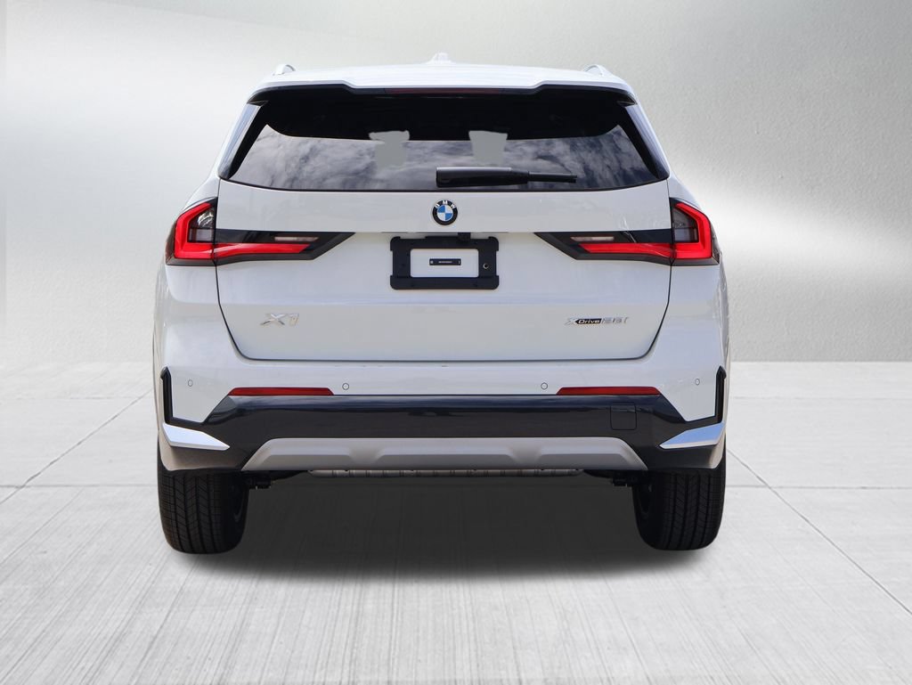 Certified 2025 BMW X1 xDrive28i w/ Technology Package AWD/4WD image 38