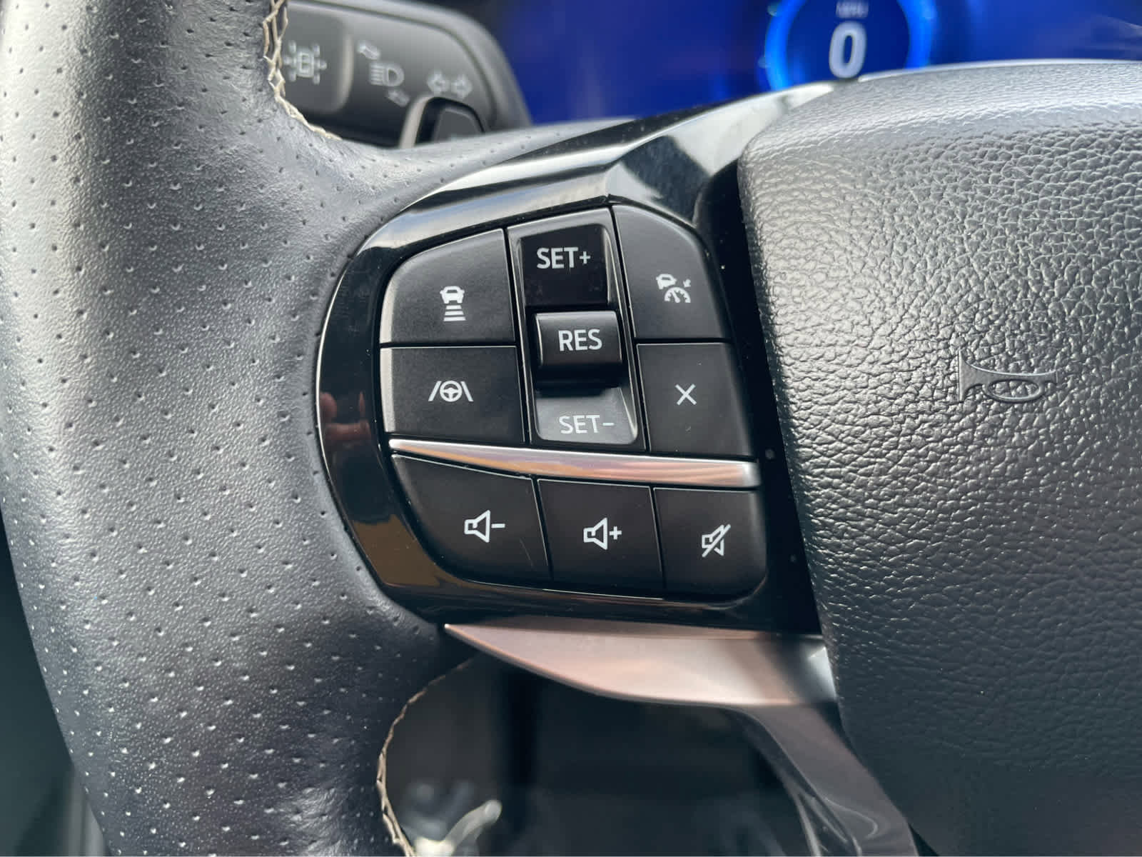 Used 2024 Ford Explorer ST w/ Equipment Group 401A image 17