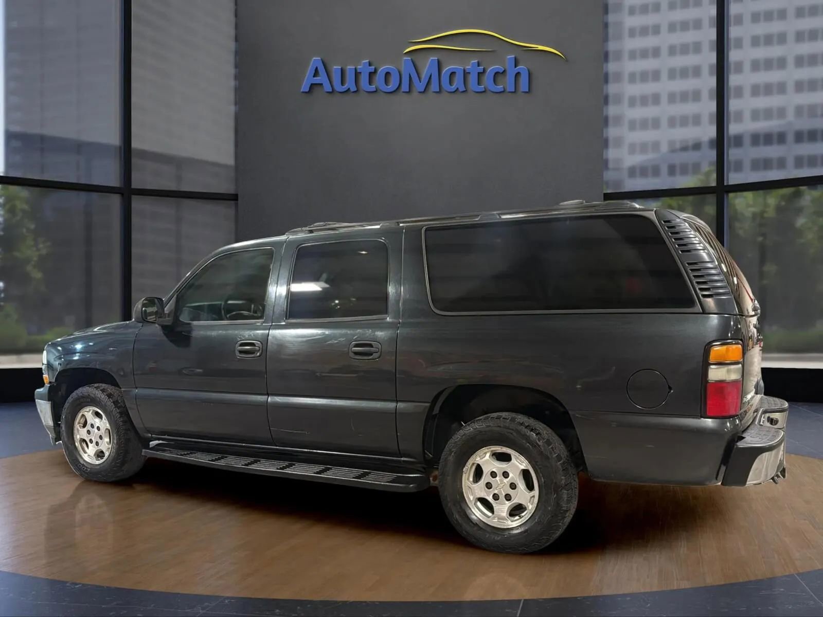 Used 2006 Chevrolet Suburban LS w/ Smart Select Package image 7