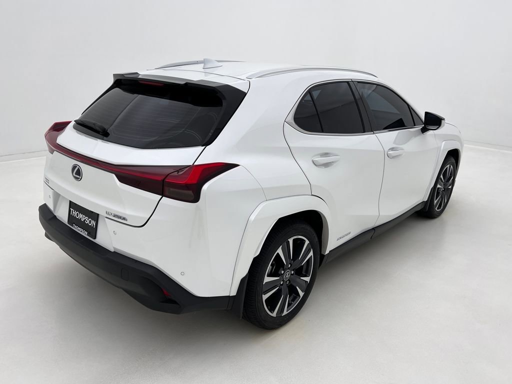 Certified 2022 Lexus UX 250h w/ Premium Package image 9
