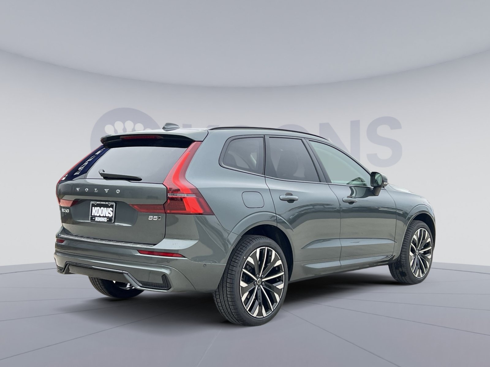 New 2026 Volvo XC60 B5 Ultra w/ Protection Package Premier AWD/4WD image 7