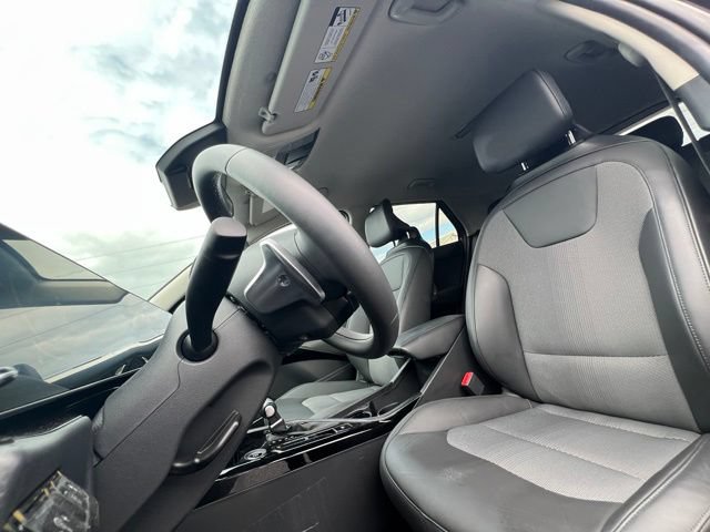 Certified 2026 Kia Niro EX FWD image 16