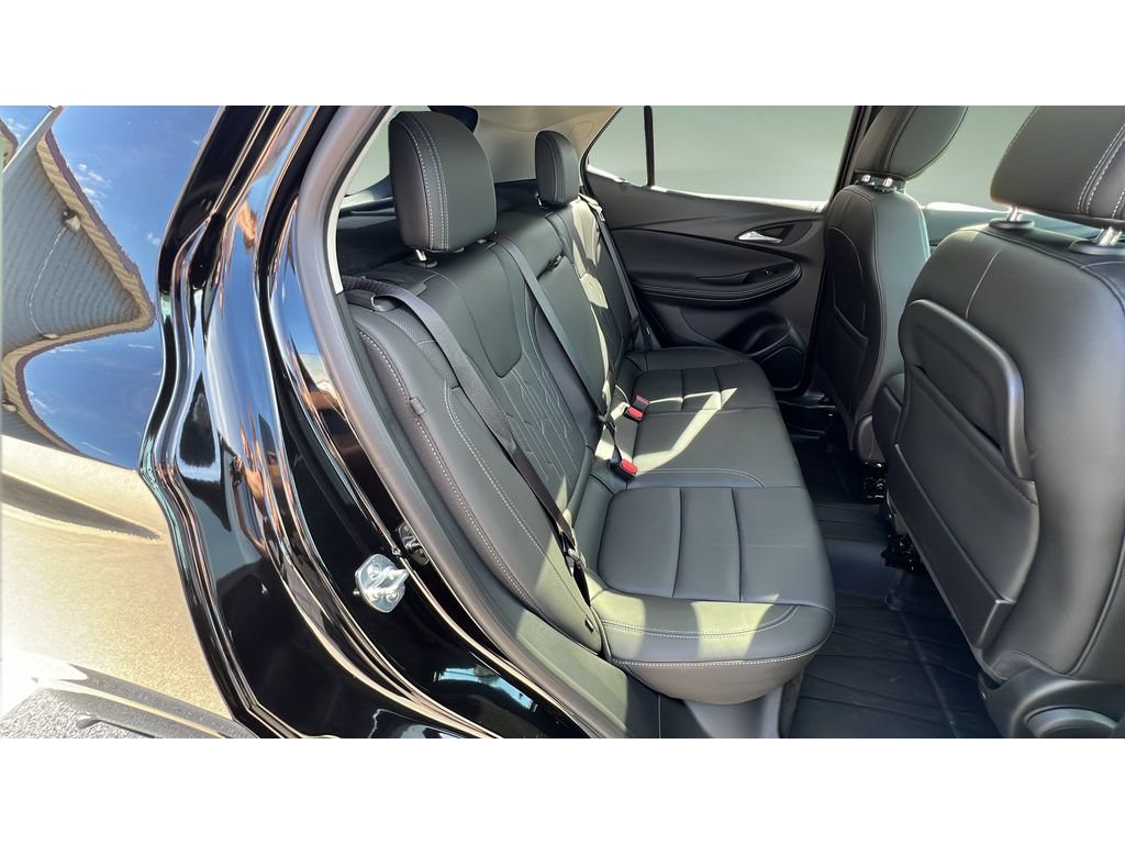 Certified 2025 Buick Encore GX Avenir w/ Avenir Technology Package AWD/4WD image 31