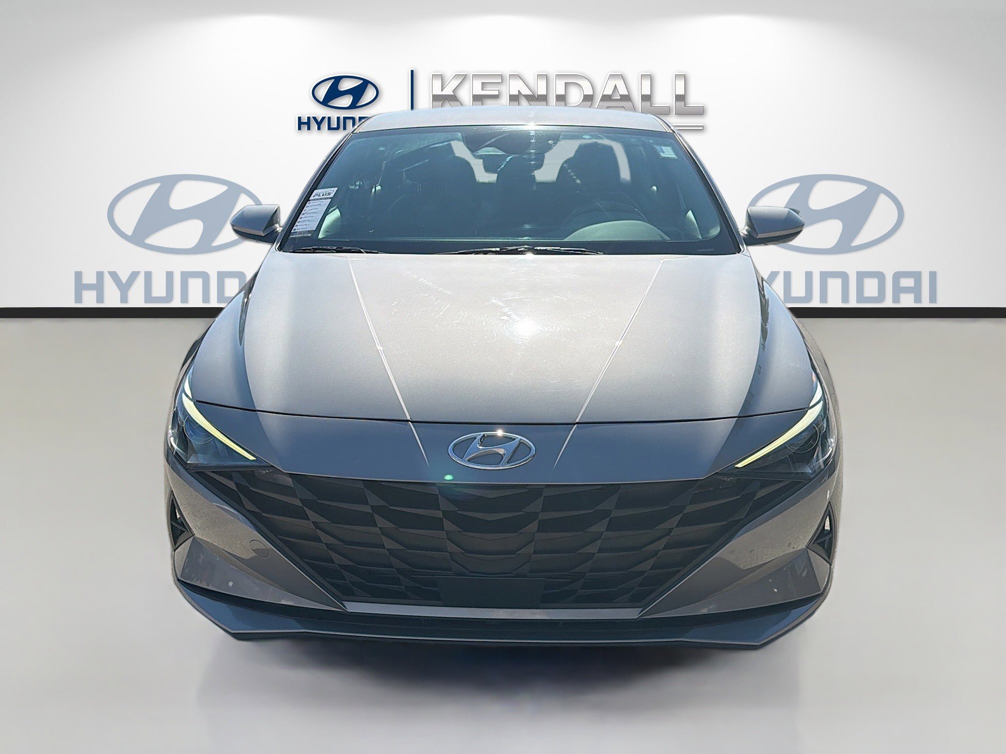 Used 2023 Hyundai Elantra SEL w/ Convenience Package image 2