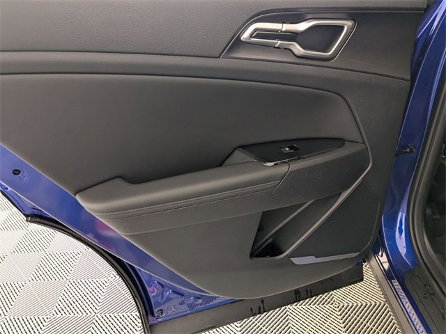 Used 2025 Kia Sportage EX w/ Premium Package image 27