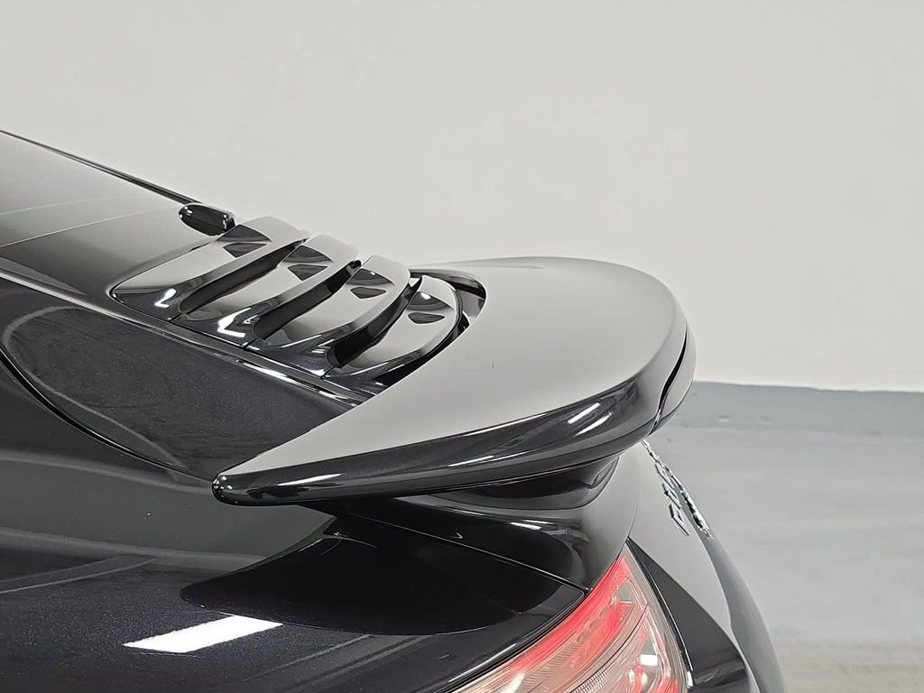 Certified 2015 Porsche 911 Turbo S AWD/4WD image 31