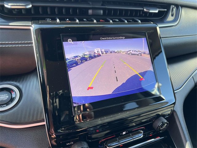 Used 2023 Jeep Grand Cherokee L Laredo image 20