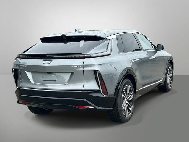 Used 2026 Cadillac Lyriq Luxury w/ LPO, Floor Liner Package AWD/4WD image 14