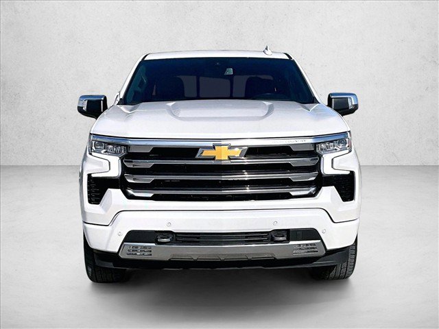 Used 2023 Chevrolet Silverado 1500 High Country RWD image 3