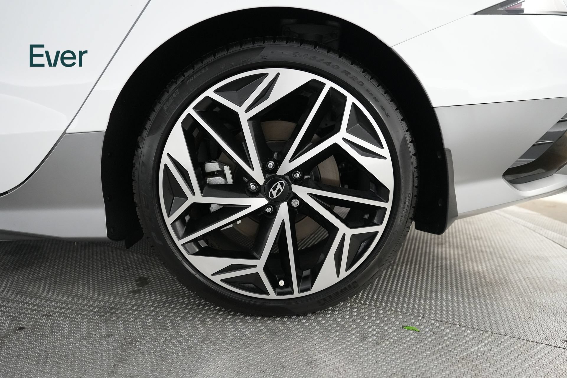 Used 2024 Hyundai Ioniq 6 Limited RWD image 9