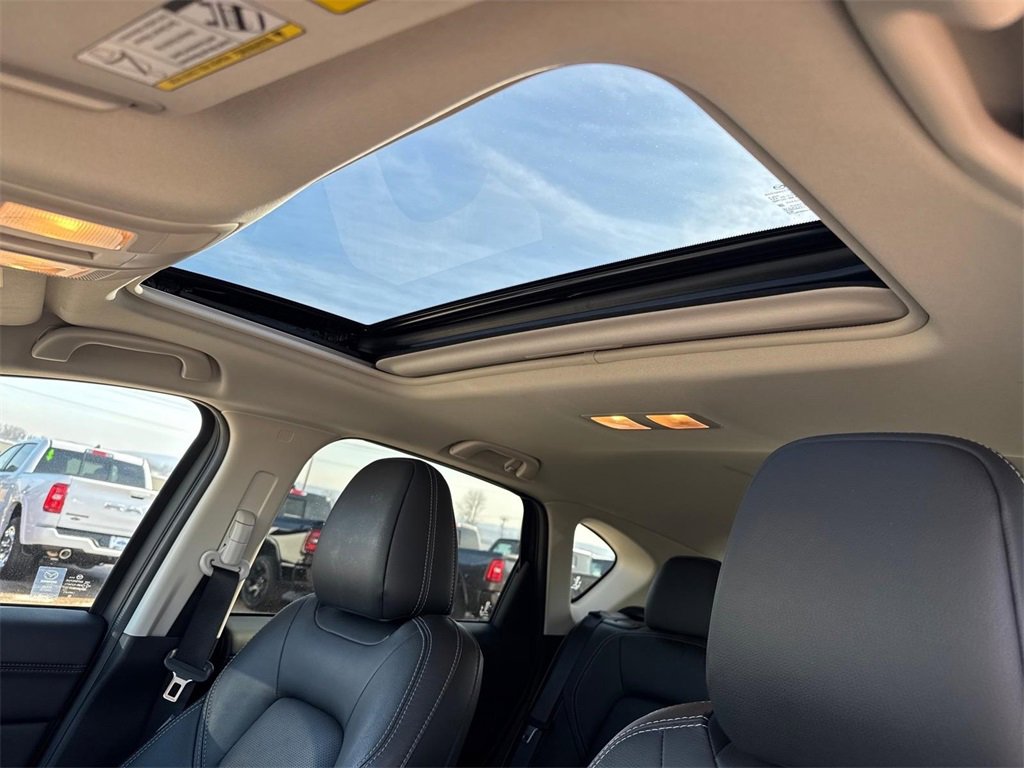 Used 2025 MAZDA CX-5 AWD 2.5 S w/ Preferred Package image 9