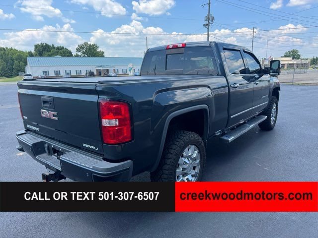 Used 2019 GMC Sierra 2500 Denali w/ Duramax Plus Package AWD/4WD image 4